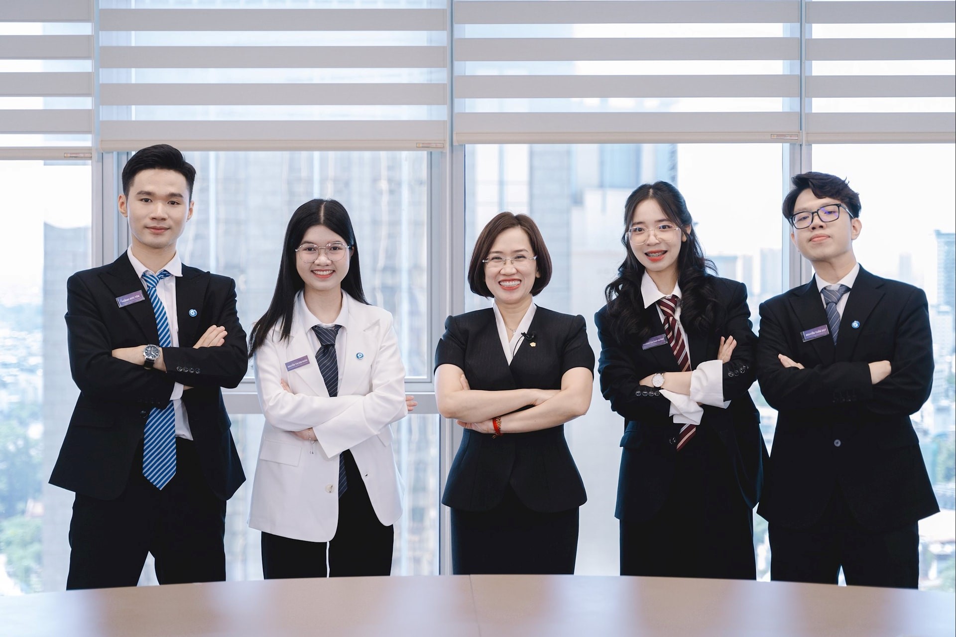 Các thí sinh được các chuyên gia BIDV đào tạo trực tiếp tại Trụ sở chính của ngân hàng Các thí sinh được các chuyên gia BIDV đào tạo trực tiếp tại Trụ sở chính của ngân hàng
